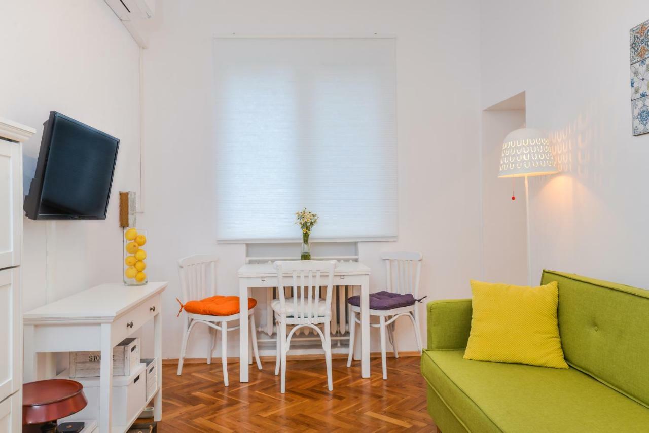 The Charming Home - One Bedroom Top Central Apartment By Flat Mаnager صوفيا المظهر الخارجي الصورة